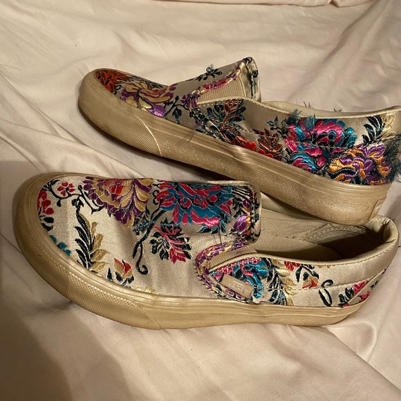 SOLD - Picture 2 of 5